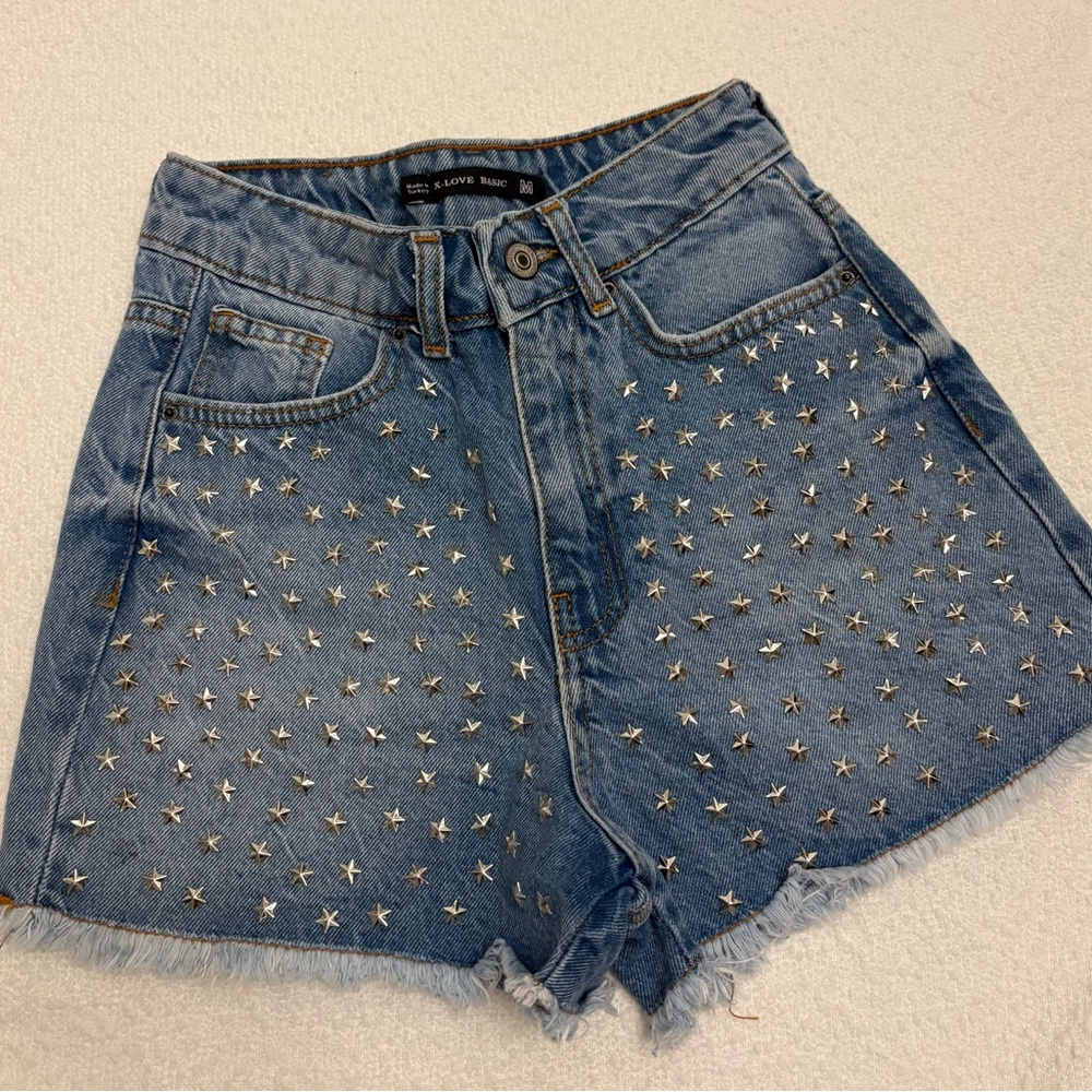 💙🌟 Star Studded High Rise Denim Shorts 🌟💙